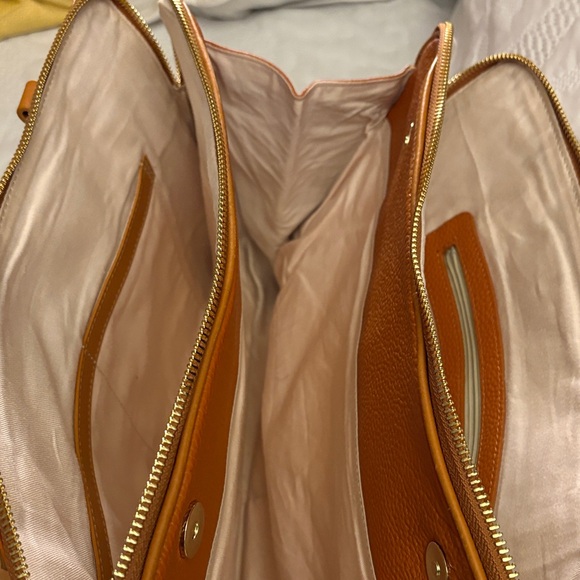 Valentina Rich Tan Shoulder Bag, Genuine Leather, Made in Italy - Picture 12 of 16